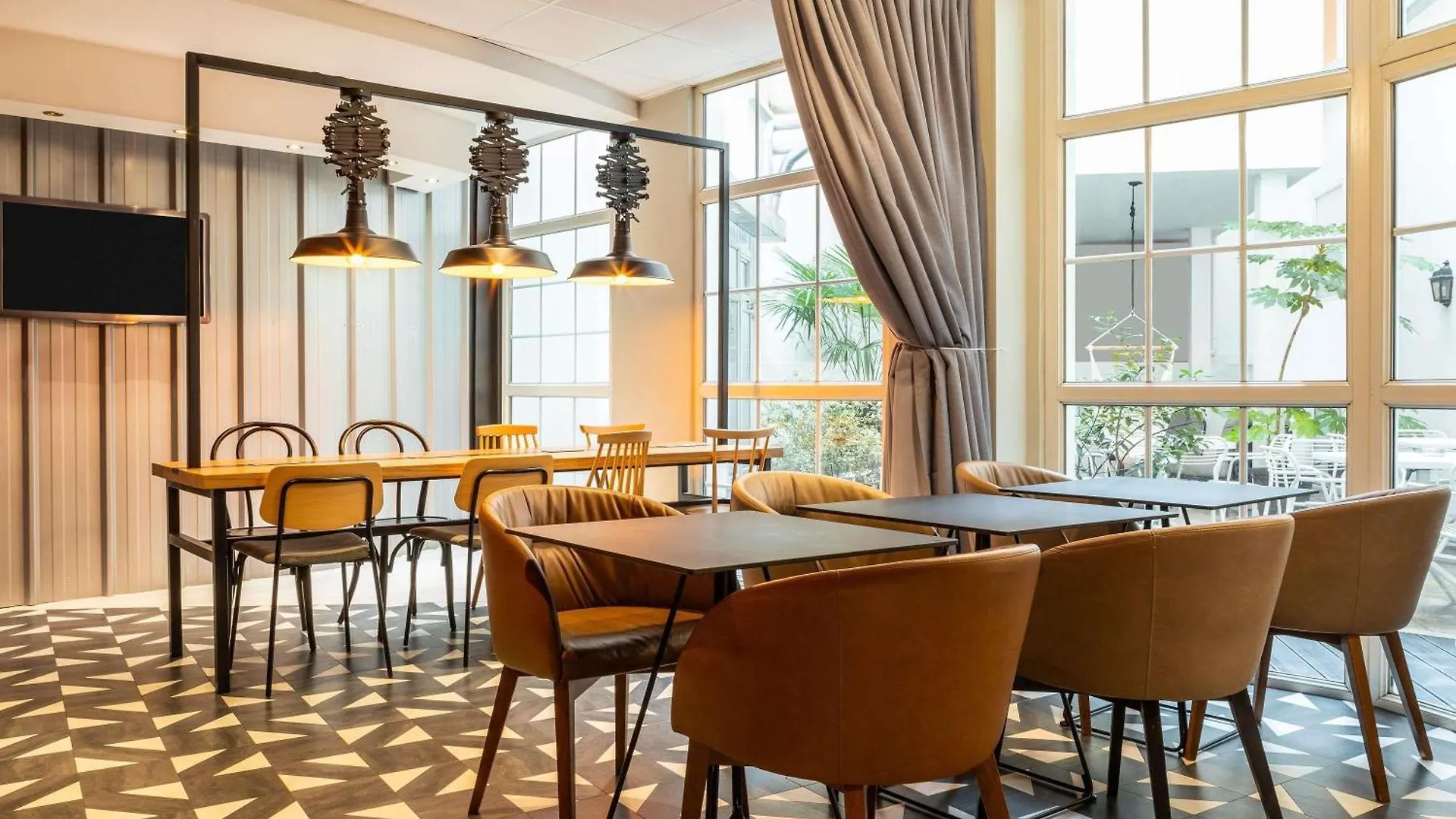 15 Hôtels Ibis à Paris Proches du Pont Neuf