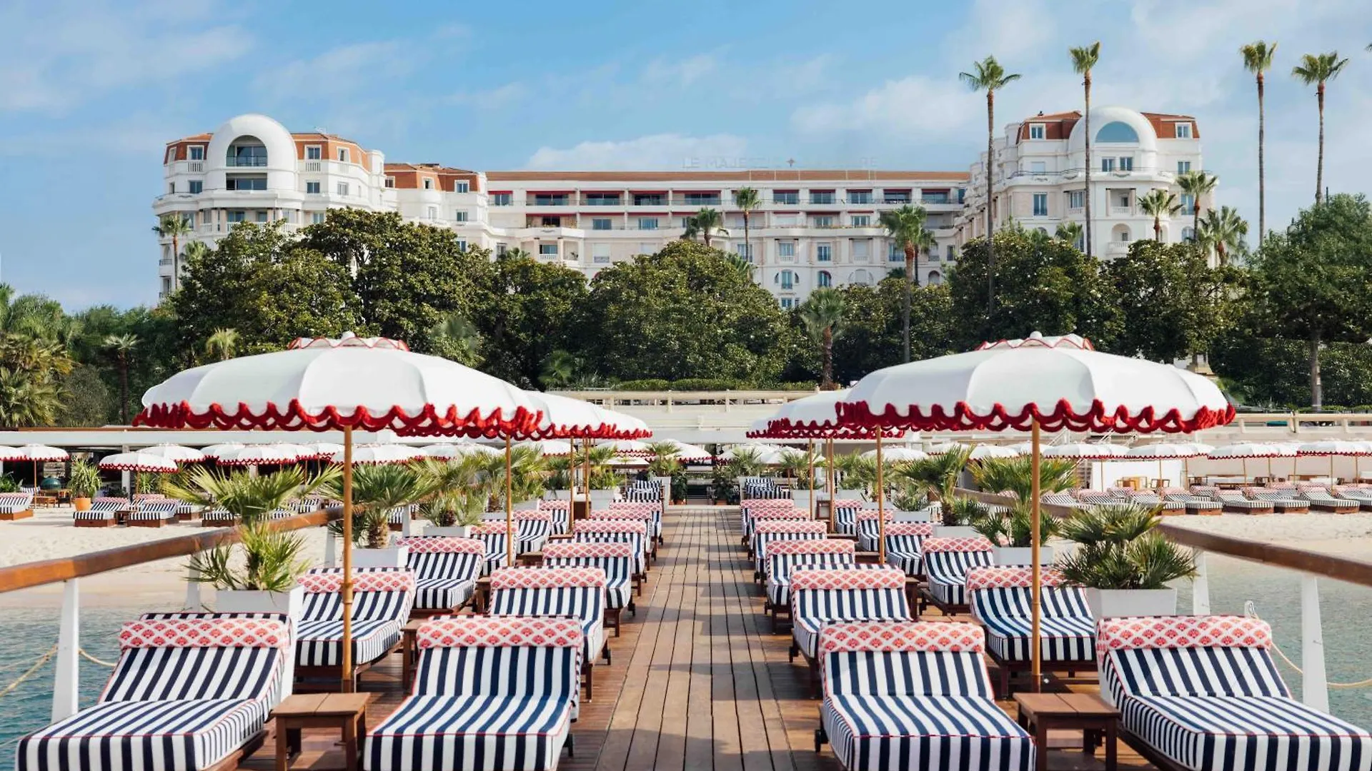 5 Hôtels Romantiques au Cœur de Cannes pour un Séjour en Couple